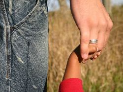 thumb_adult_child_hands